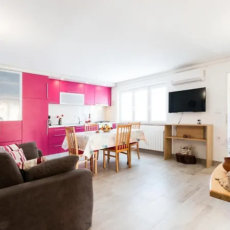 Apartment Katarina Pula