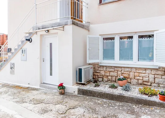 Katarina * プーラ